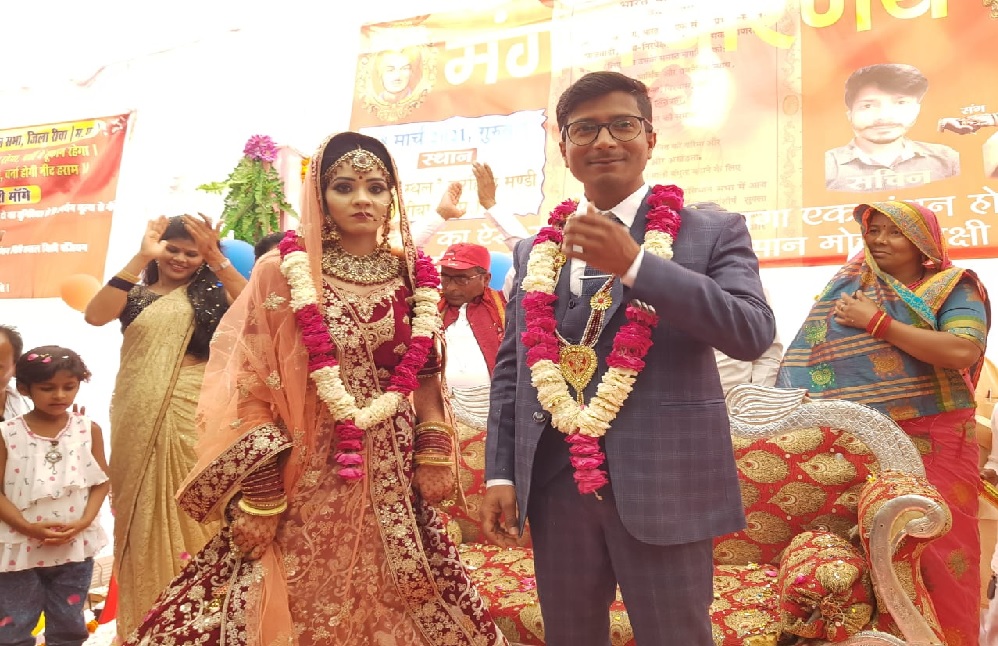 किसान धरना स्थल में बजी शहनाई, हुआ विवाह, वर-वधू ने भी कृषि बिल का किया विरोध : REWA NEWS